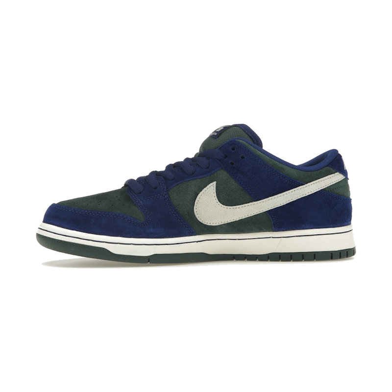 Nike SB Dunk Low Deep Royal Blue - Image 5