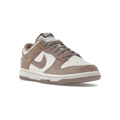 Alternative view of Nike Dunk Low Malt Gold Mini Swoosh