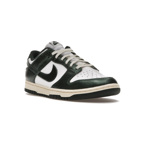 Alternative view of Nike Dunk Low Vintage Green