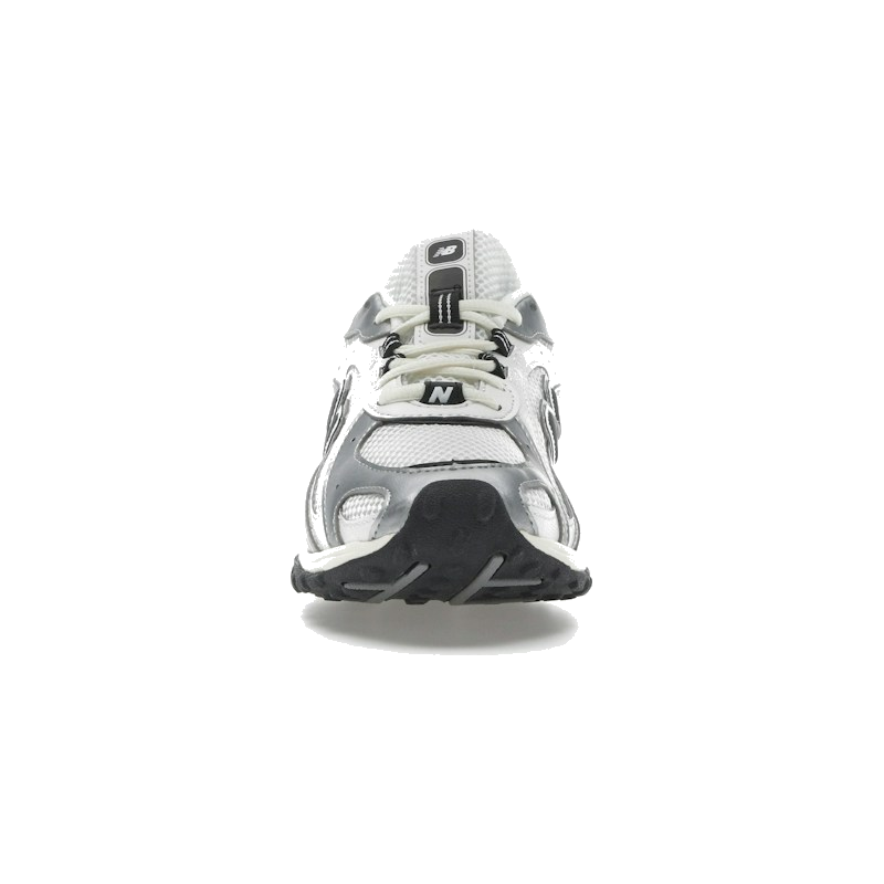New Balance 204L Silver Metallic Black - Image 3
