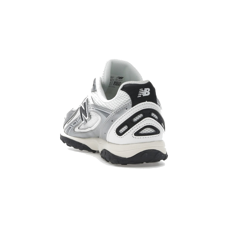 New Balance 204L Silver Metallic Black - Image 7